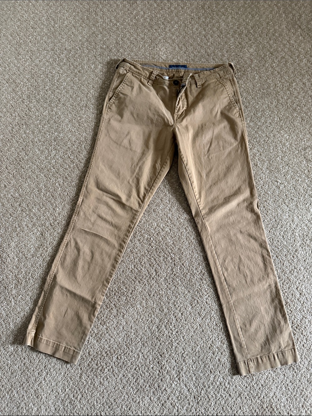 Aeropostale Men's Khaki/Tan Slim Chinos